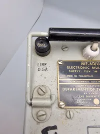 Originalt multimeter fra det amerikanske forsvar