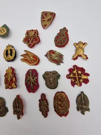 Samling danske regiments mærker