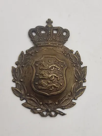 Originalt M/23 hjelmmærke