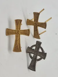 Originale kors for feltpræst