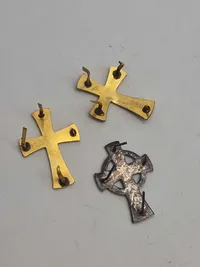 Originale kors for feltpræst