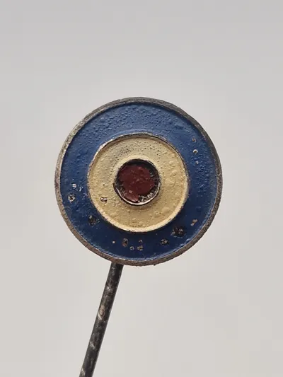 Original RAF pin - ww2