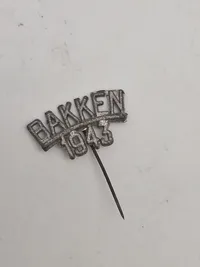 Original pin - Bakken 1943