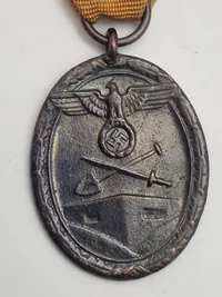 Diverse tyske medaljer - efterkrigs