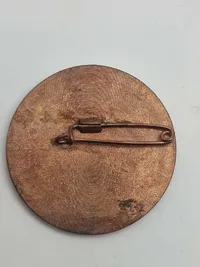 Original pin fra maj dagene 1945