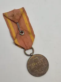 Original Medalje for Warszawa 1939-1945" (polsk: Medal za Warszawę 1939–1945) -  Den blev tildelt for at mindes aktiv deltagelse i forsvaret af Warszawa i 1939 mm.