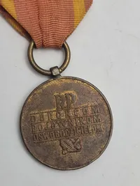 Original Medalje for Warszawa 1939-1945" (polsk: Medal za Warszawę 1939–1945) -  Den blev tildelt for at mindes aktiv deltagelse i forsvaret af Warszawa i 1939 mm.