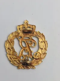 Originale baretmærker - Dronningens og Kongens adjudantstab