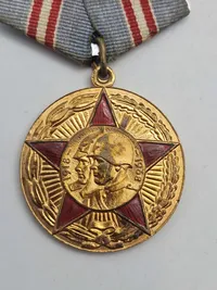 Original Jubilæumsmedalje '50 år for USSR's væbnede styrker'"