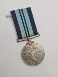 Original India Service Medal 1939-1945 - Medaljen blev indstiftet i 1945 og erstattede Defence Medal for indiske styrker. Den blev tildelt for tjeneste mellem 3. september 1939 og 2. september 1945.