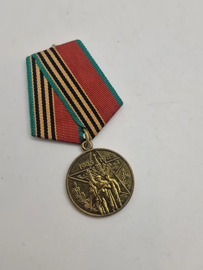 Original jubilæumsmedalje "Fyrre års sejr i Den Store Fædrelandskrig 1941-1945".