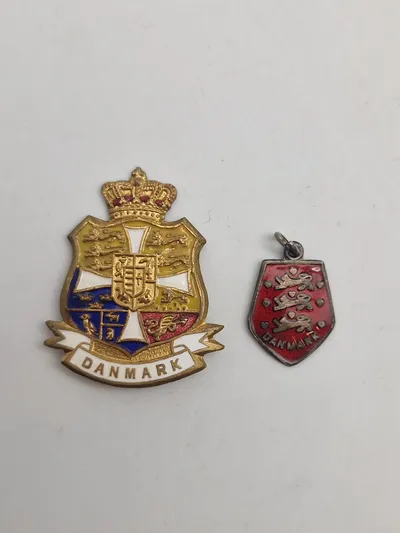 Originale nationale pins