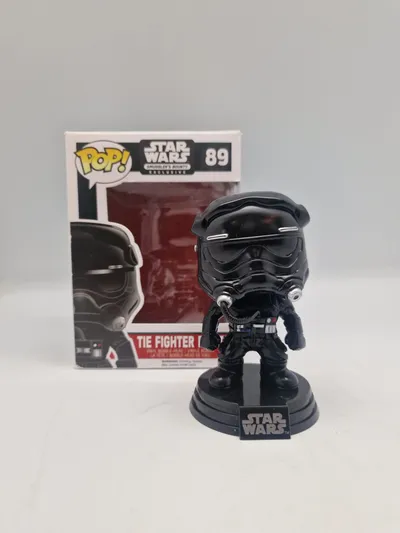 Original starwars figur med æske