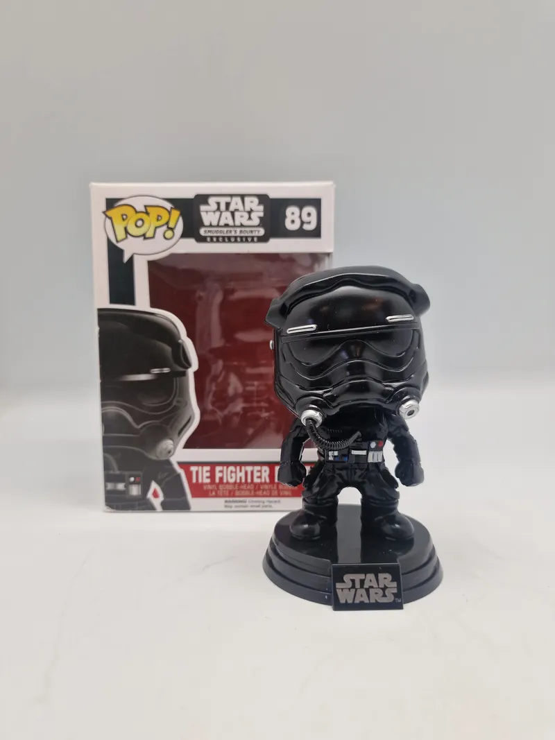 Original starwars figur med æske