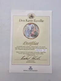 Original Royal Copenhagen samleplatte fra serien "Den Kære Familie".