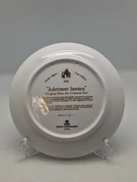 Original Royal Copenhagen samleplatte fra serien "Den Kære Familie".