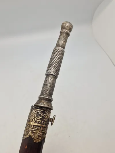 Burmesisk Dhar