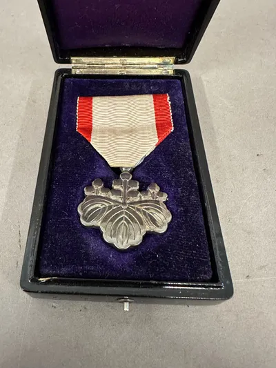 Original japansk medalje, Order of the Rising Sun 8 klasse