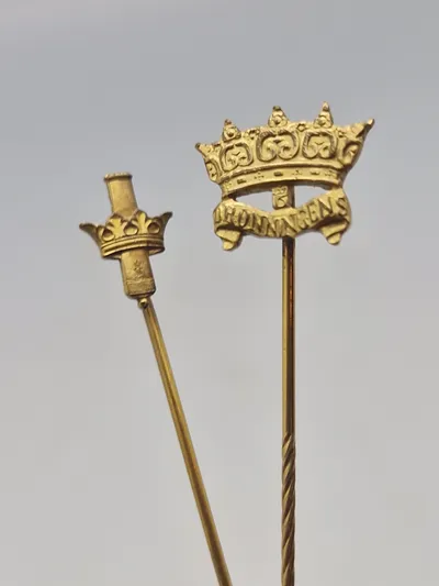 Originale pins fra forsvaret