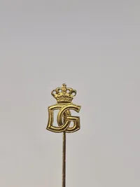 Samling diverse pins