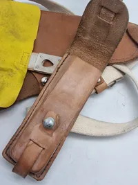 Originalt tysk skulderhylster fra det hemmelige politi STASI