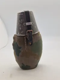 Original DDR feltflaske i den sjældne Blumentarn camouflage