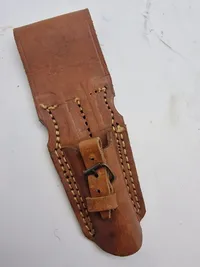 Originalt WW1 British P14 leather bayonet frog