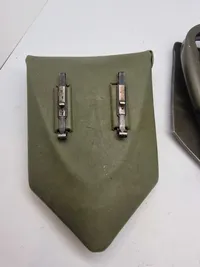 Feltspade med hylster