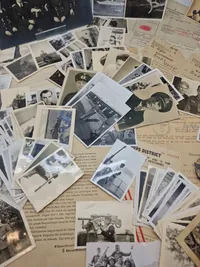 Stort originalt Kriegsmarine lot fra samme mand , Badge efter 45