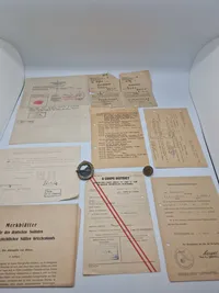 Stort originalt Kriegsmarine lot fra samme mand , Badge efter 45