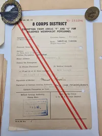 Stort originalt Kriegsmarine lot fra samme mand , Badge efter 45