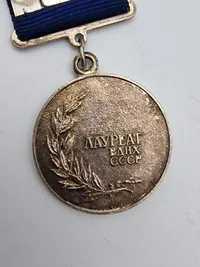 Original russisk pin og medalje