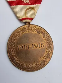 WW1 østrisk krigsminnemedalje uden sværd for ikke-kombattanter (Kriegserinnerungsmedaille)