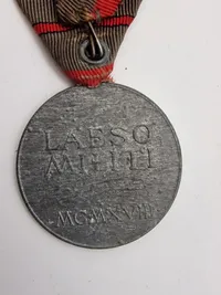 Original Verwundetenmedaille fra Østrig-Ungarn, etableret i 1917 af kejser Karl I.
