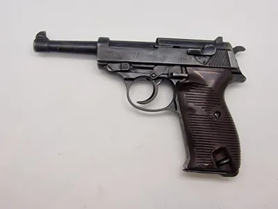 Replica af tysk Walther P38
