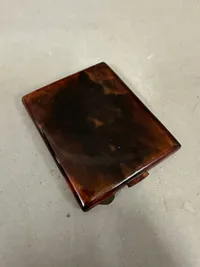 Tidstypisk cigaretetui fra 40 erne