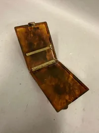 Tidstypisk cigaretetui fra 40 erne