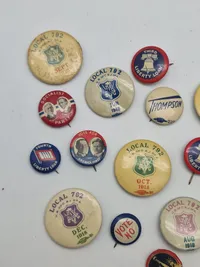 Originale pins -LOCAL 792