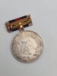 Original DDR Medaille Auszeichnung für treue Dienste freiwillige Feuerwehr Silber