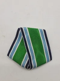 Originale danske tildelingsæsker med bånd og pins