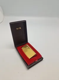 Ronson lighter med æske