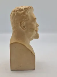 Søholm buste - M.C. Lyngsie - 14 cm høj