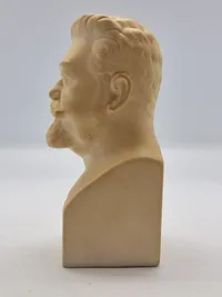 Søholm buste - M.C. Lyngsie - 14 cm høj