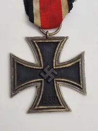Originalt Eisernes Kreuz 2.kl med Hersteller Nr. 27 - Anton Schenkl's Nachfolger mit Sitz in Wien.