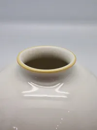 Ekstremt sjælden Allach porcelæns vase WW2 Model 502, designed by Franz Nagy. Height approximately 11 centimeters.