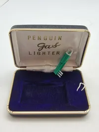 Penguin gas lighter