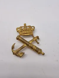 Lot diverse søværns pins mm.