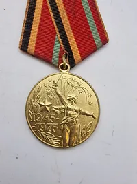 Original medalje 30-års dagen for sejren i den Store Fædrelandskrig 1941-1945 & Jubilæumsmedaljen "40-årsdagen for sejren i den Store Fædreslandskrig 1941-1945