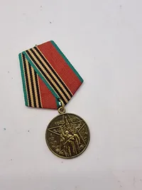 Original medalje 30-års dagen for sejren i den Store Fædrelandskrig 1941-1945 & Jubilæumsmedaljen "40-årsdagen for sejren i den Store Fædreslandskrig 1941-1945