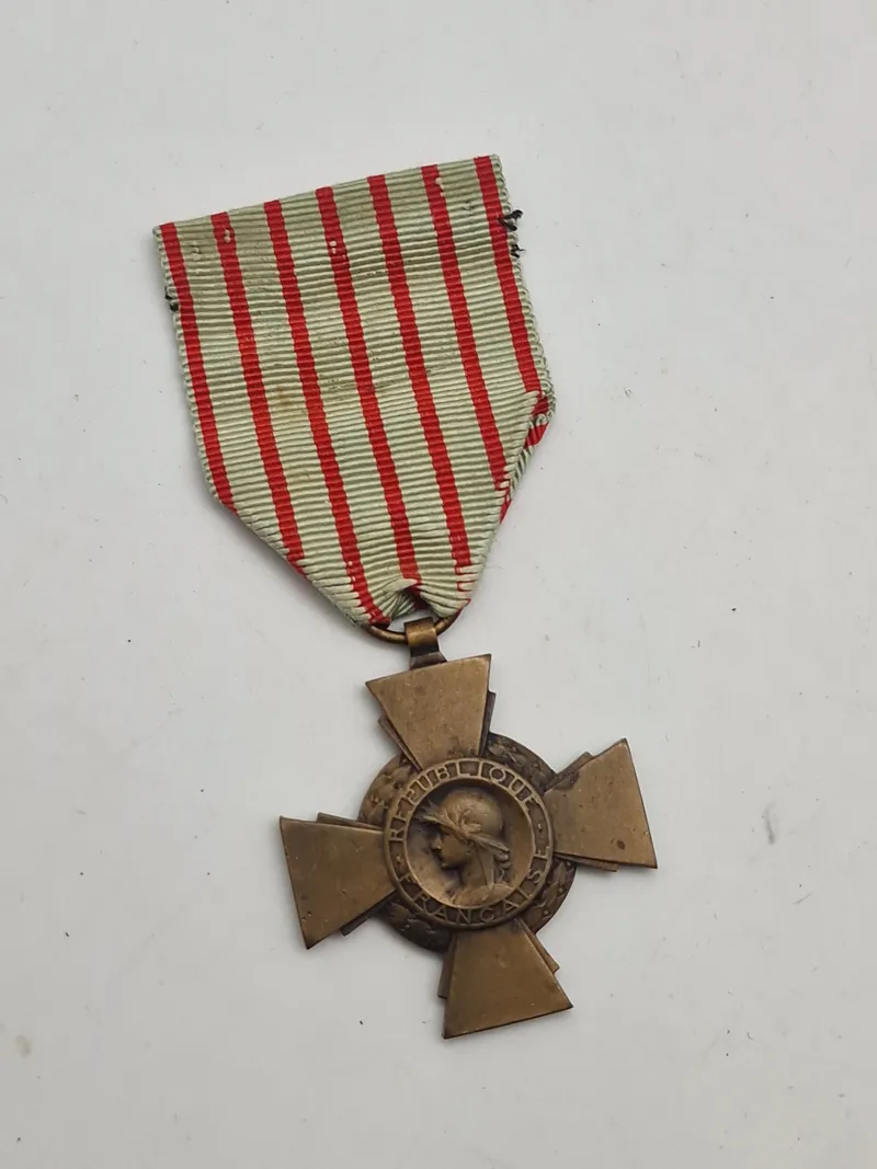 Original WW1 French Croix de Combattants Medal